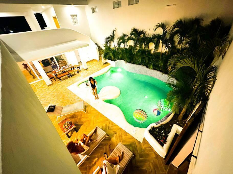 Villa Beach Jade With Private Pool, Jacuzzi & Maid Punta Cana