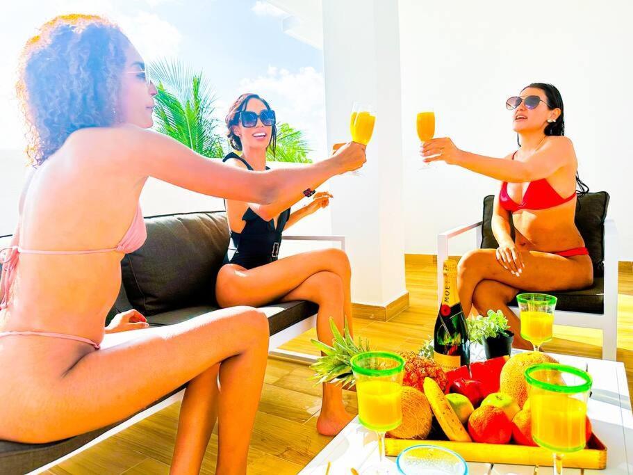 Beach Jade With Private Pool, Jacuzzi & Maid