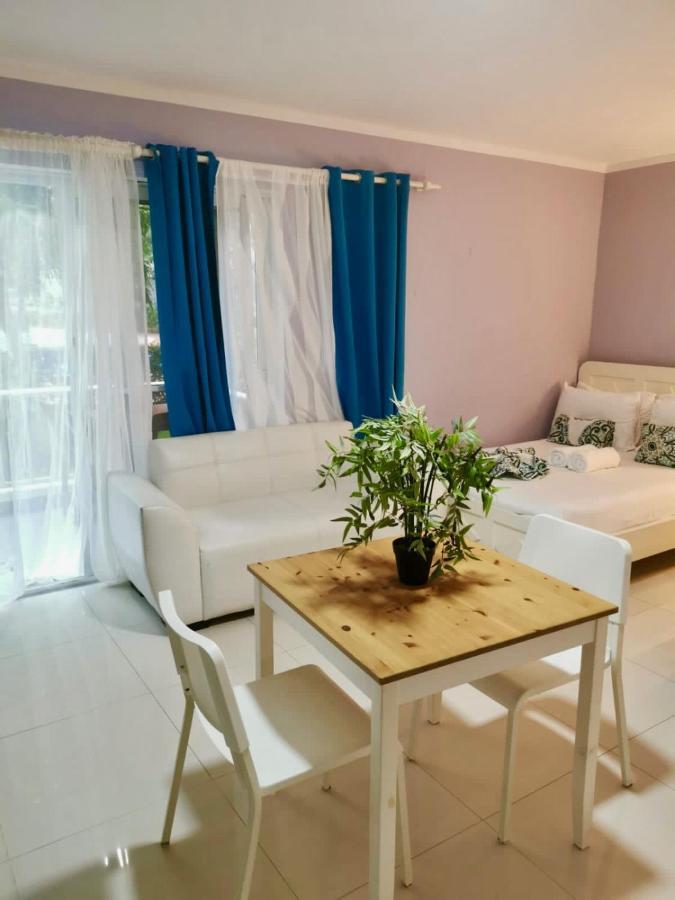 Sol Caribe Luxury Suites With Pool And Club