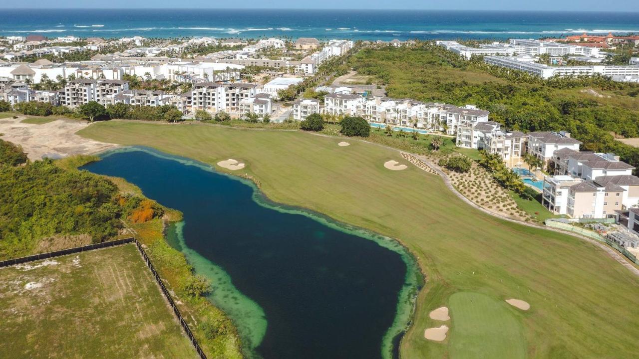 Lujoso Apto Vista Piscina Y Golf En Cana Pearl Punta Cana