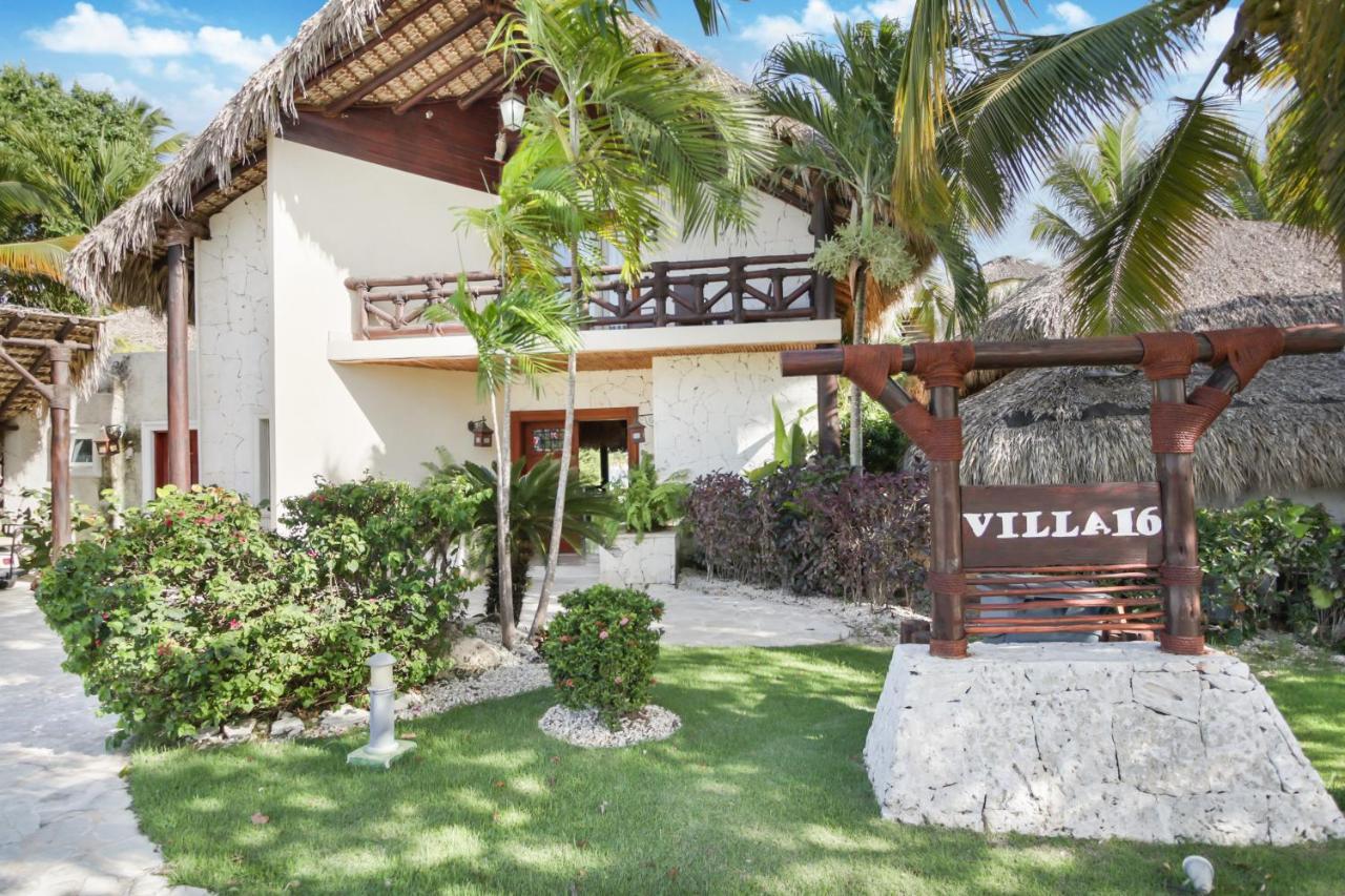 Ocean View Villa: Cap Cana Luxury Retreat Punta Cana