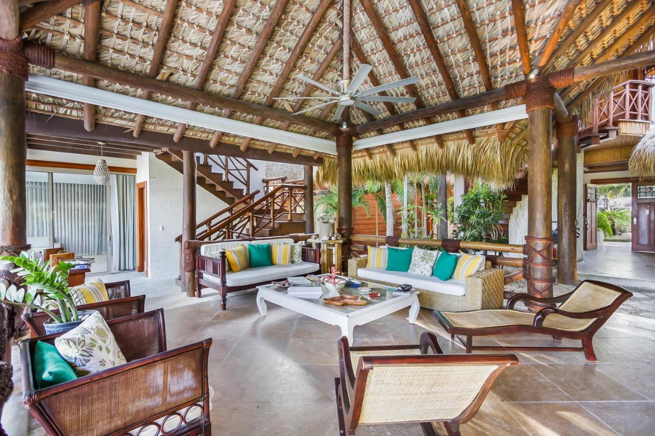 Ocean View Villa: Cap Cana Luxury Retreat