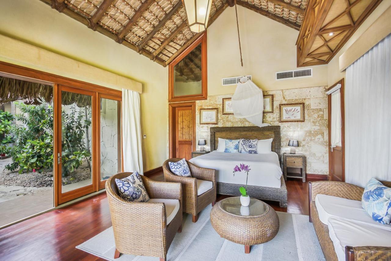 Ocean View Villa: Cap Cana Luxury Retreat Villa