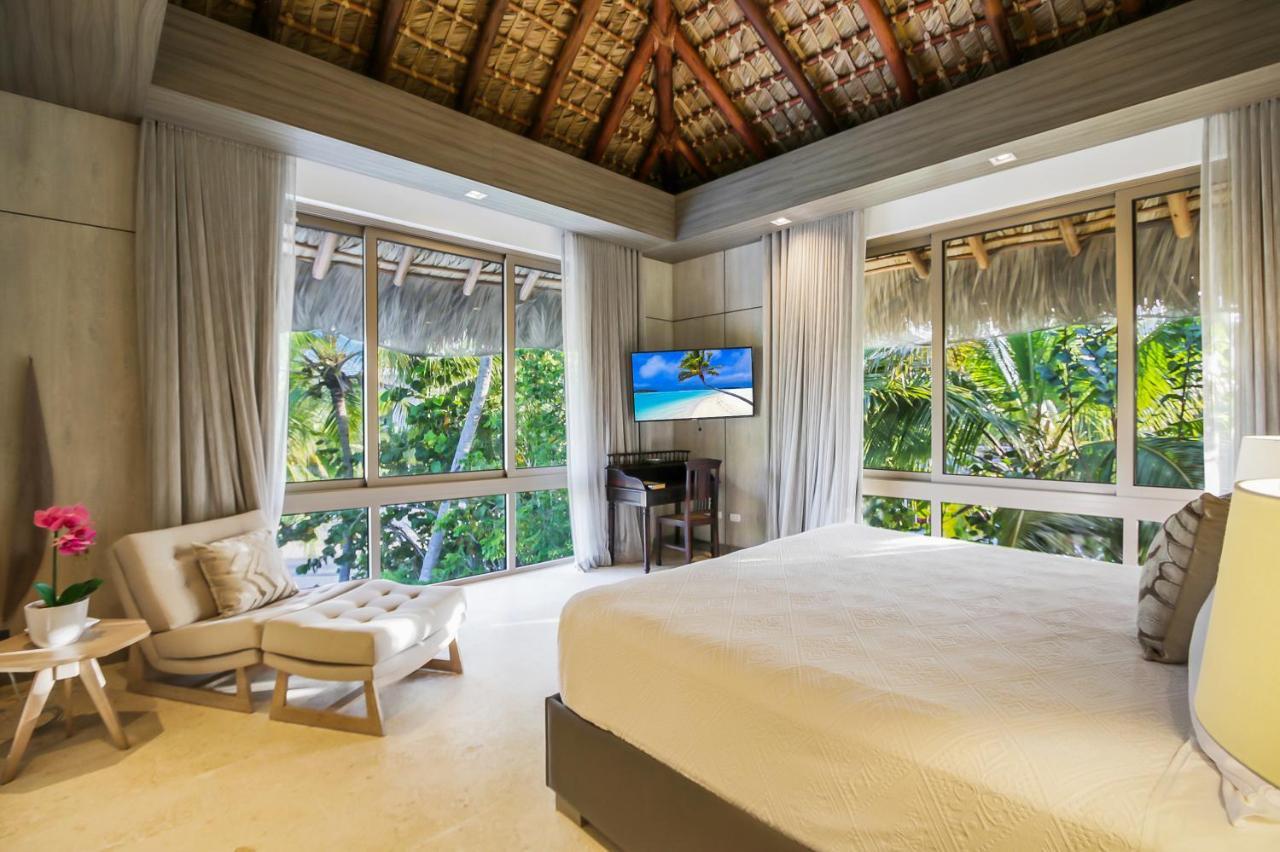 Ocean View Villa: Cap Cana Luxury Retreat *