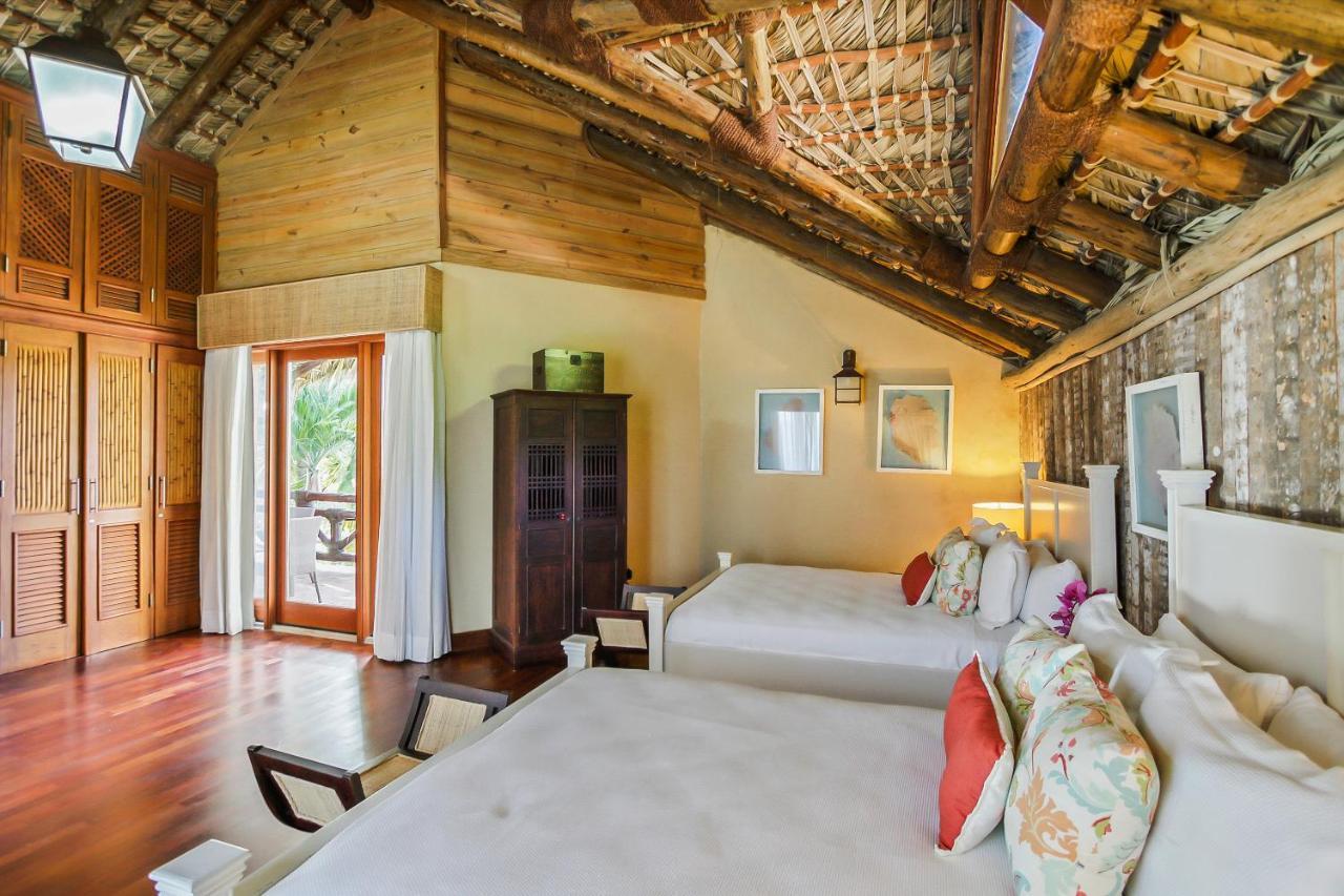 Ocean View Villa: Cap Cana Luxury Retreat Villa *