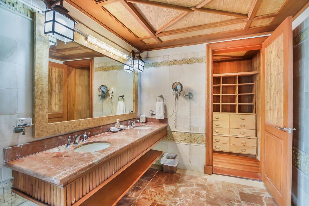 Villa Ocean View Villa: Cap Cana Luxury Retreat