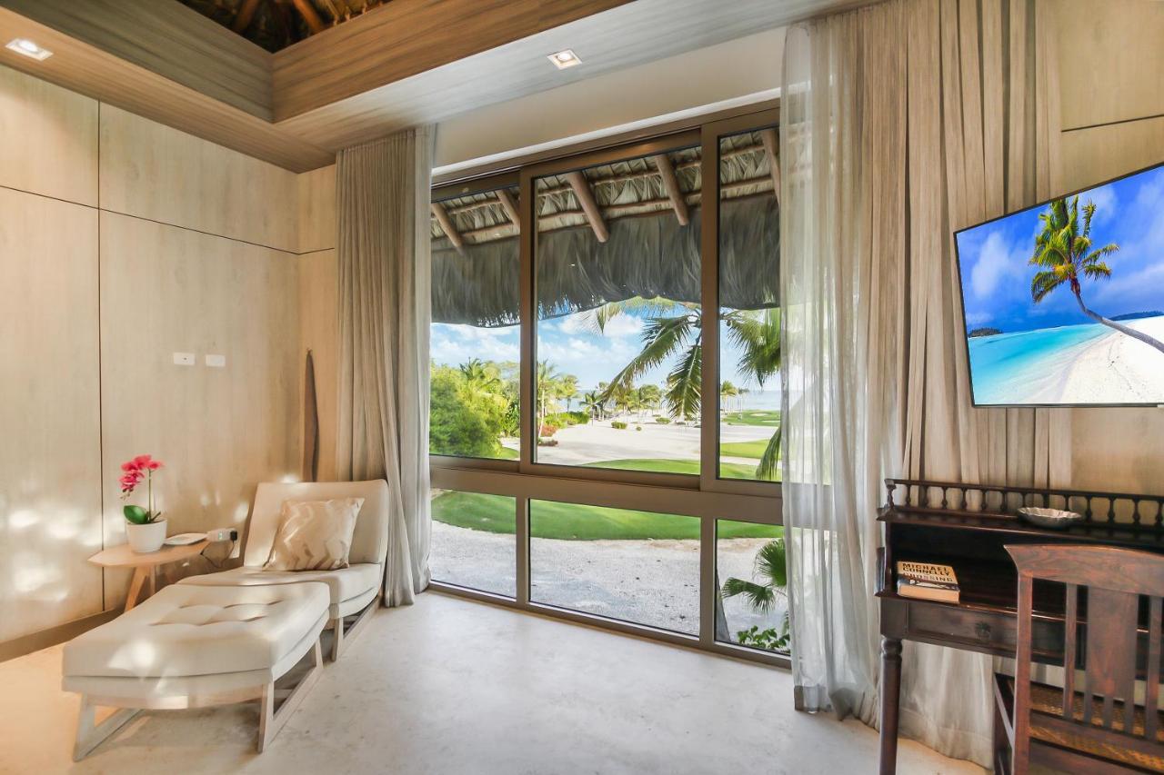 Ocean View Villa: Cap Cana Luxury Retreat