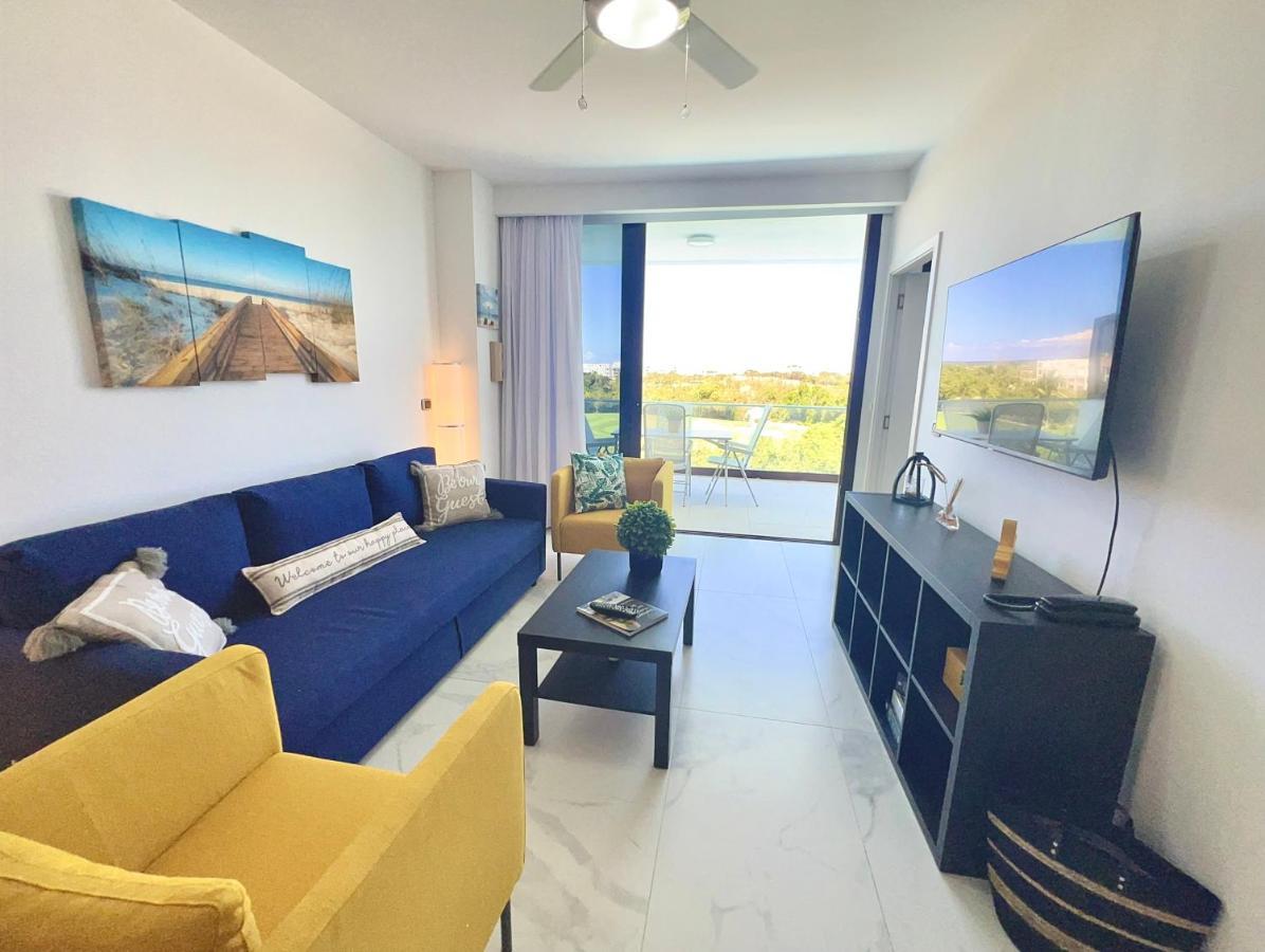 Cana Rock Condos, Lujo Vista Golf