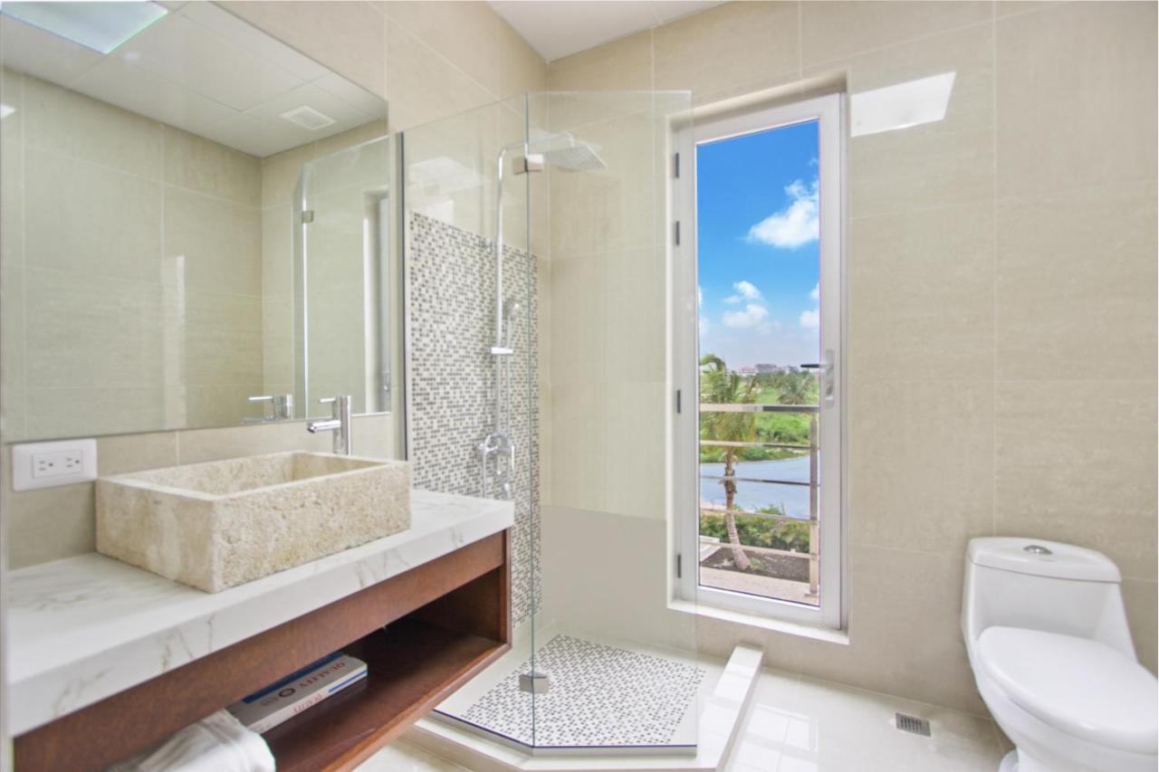 Iguanas 49 With Private Chef Butler Maid Pool Jacuzzi In Cap Cana
