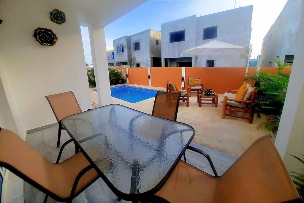 Yakimel Airbnb Villa
