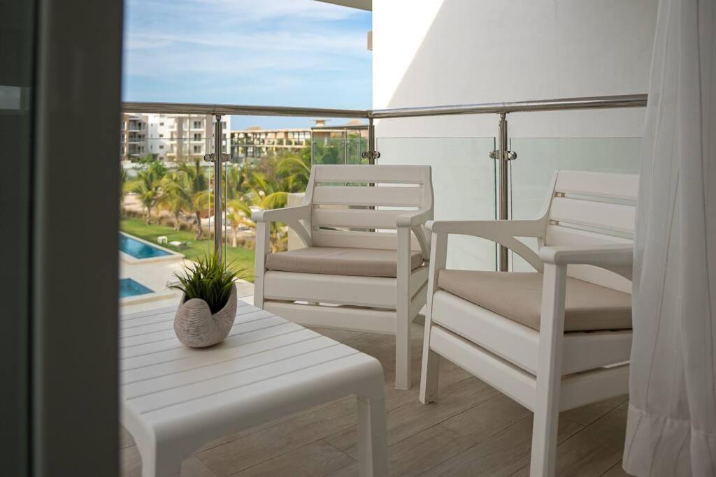 Apartamento One Bedroom Condo-