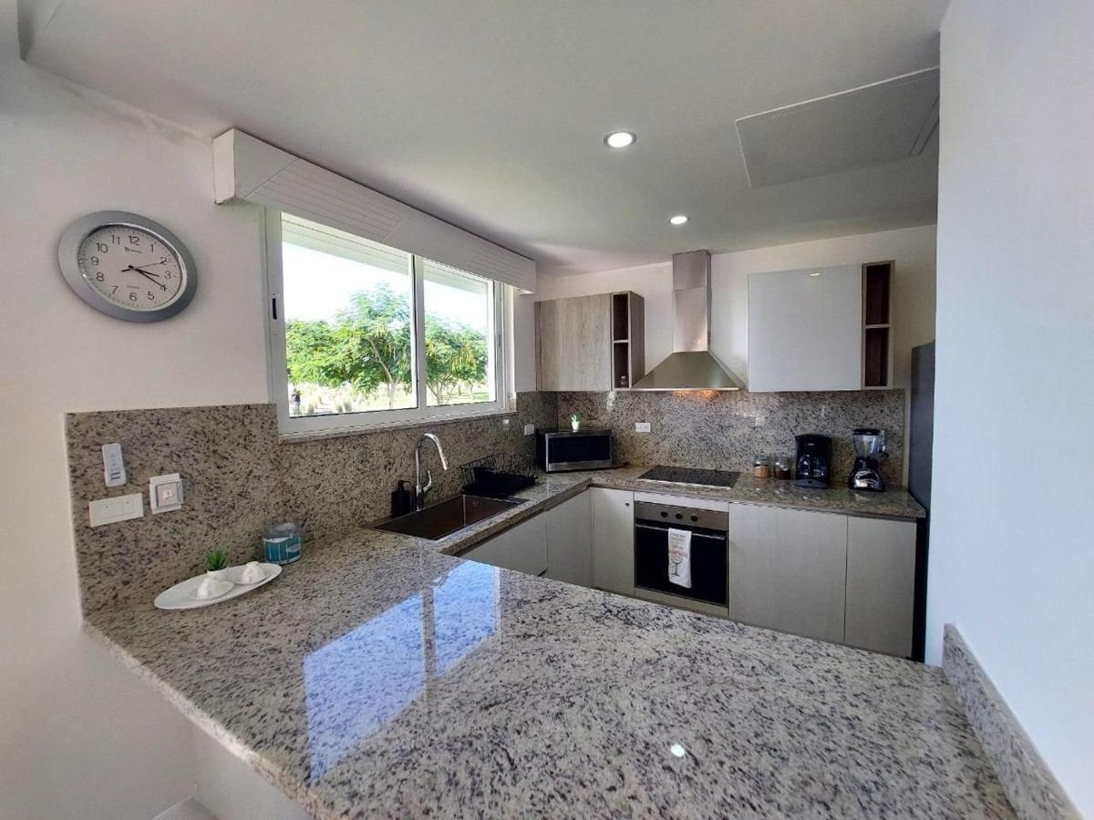 Amazing Pool And Golf View 2bdr In Hard Rock H. Apartment *