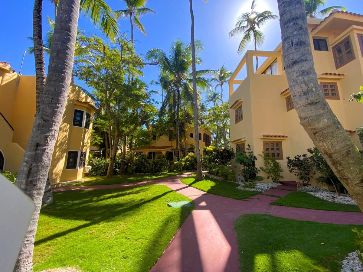 Hotel Deluxe Bavaro Villas And Suites - Location, Quality And Value For Your Vacation 5*