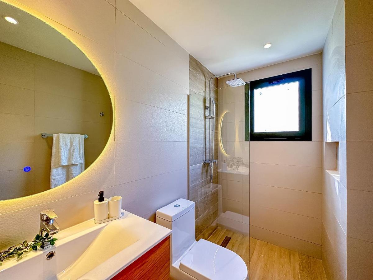Apartment Fantastic Brand New Beach