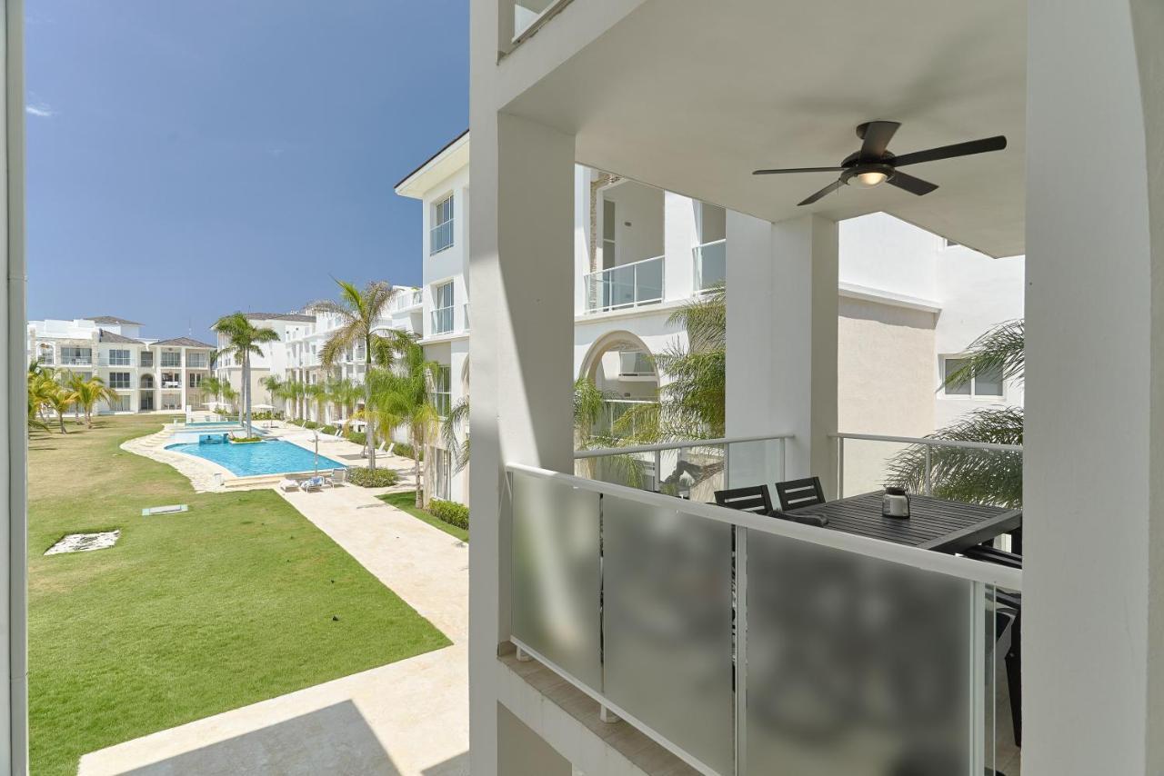Hard Rock At Cana Pearl 3 By Unwind