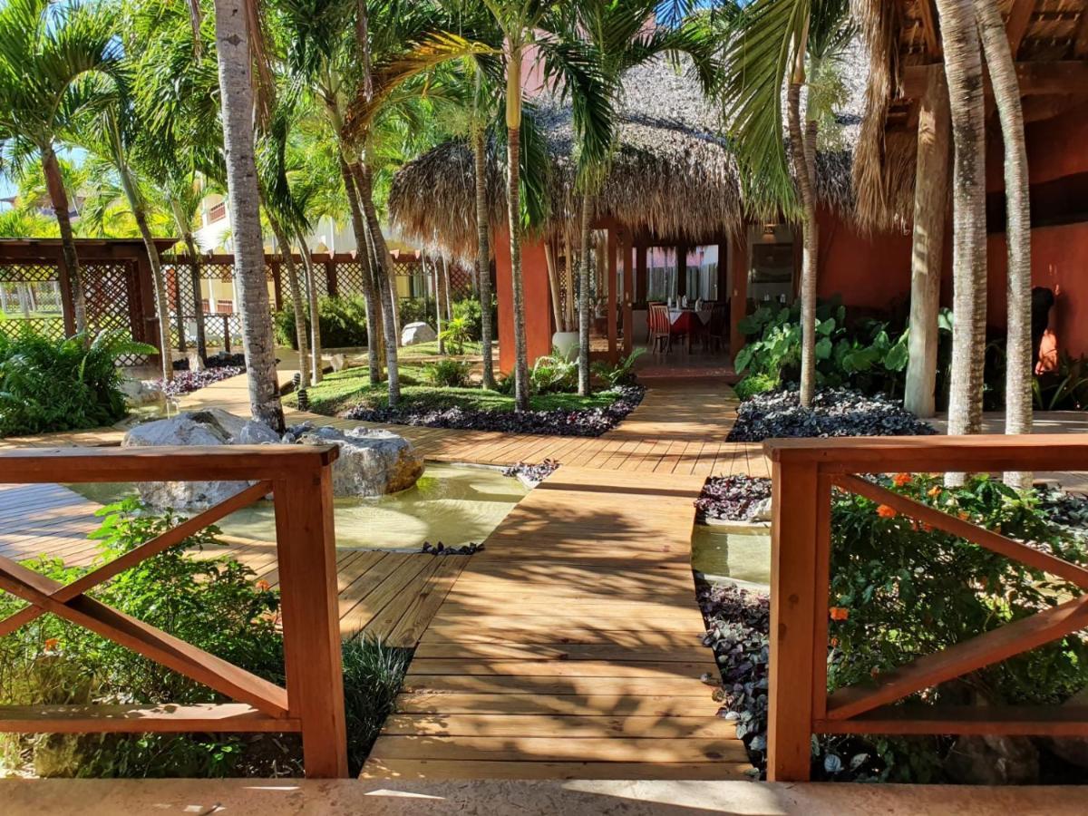 Hotel Sunset World Suites 4*
