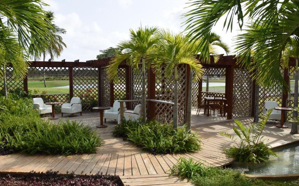 Sunset World Suites Hotel 4*