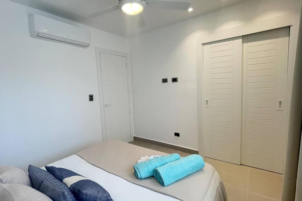Tropical Deluxe 2 Bedroom Unit With Jacuzzi Apartment *