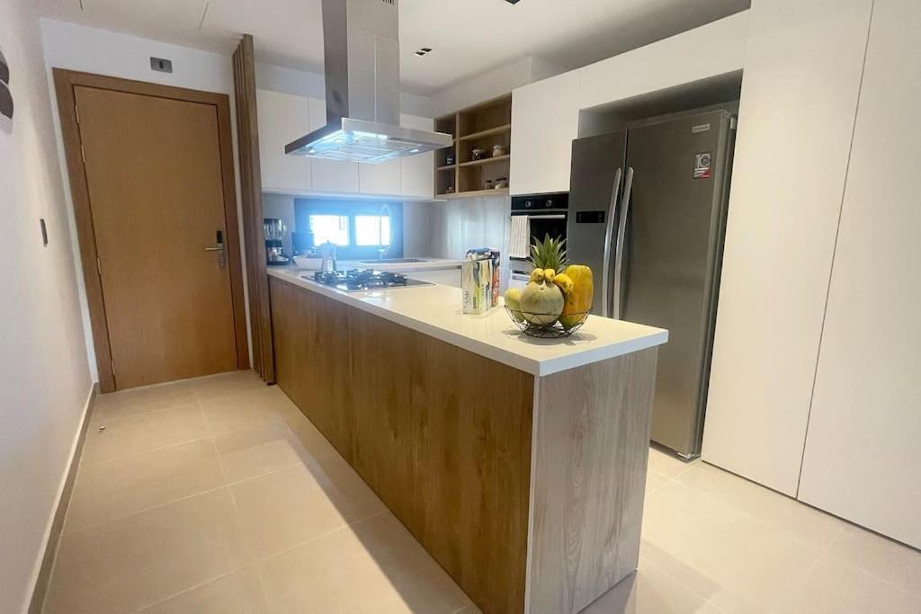 Tropical Deluxe 2 Bedroom Unit With Jacuzzi Apartment *