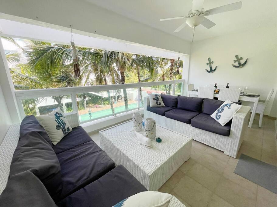 Charming 2 Bedroom With Pool Apartment