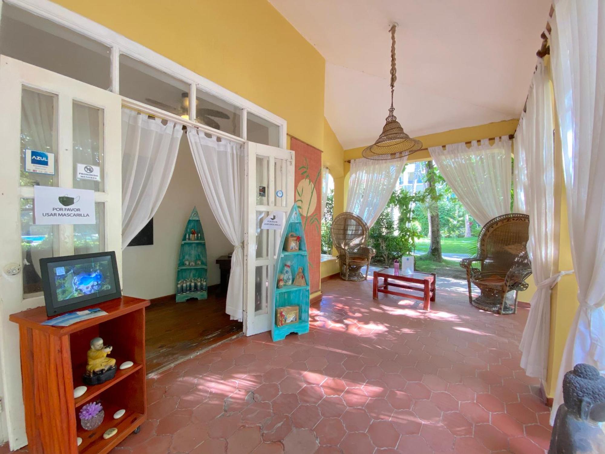 Hotel Tropical Village Playa Corales 5*