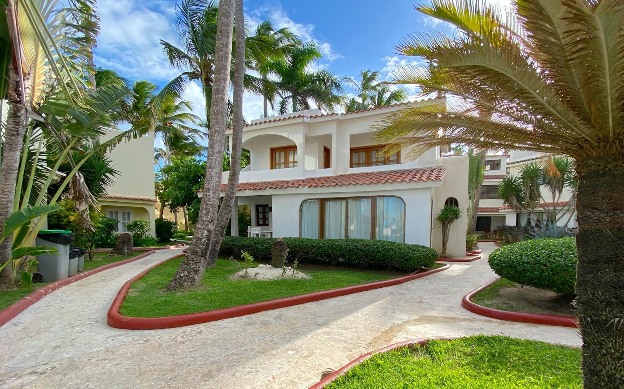 Tropical Village Playa Corales Hotel 5*