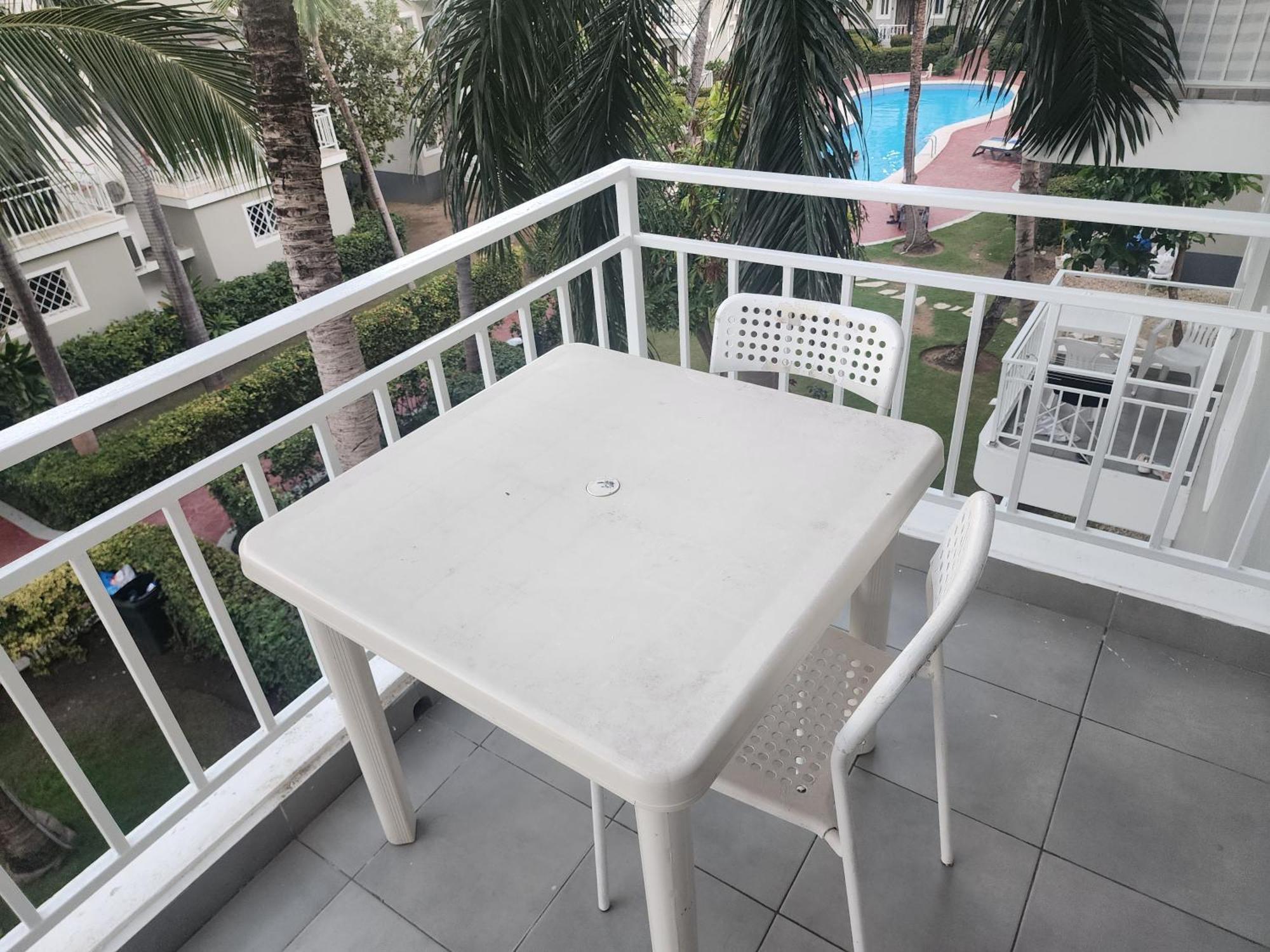 Sol Caribe Pool Apartment