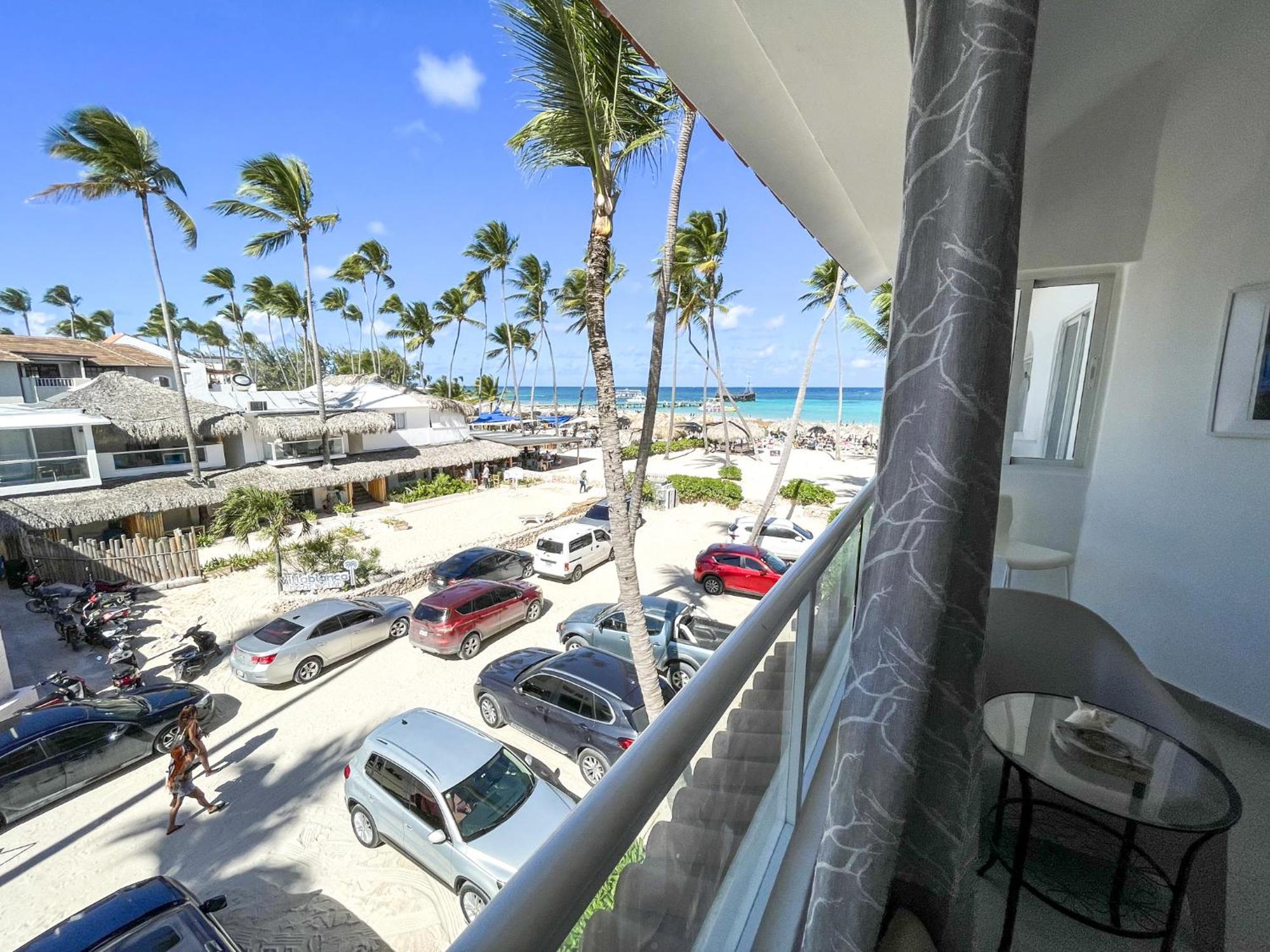 Oceanfront & Garden View Wifi Bbq Parking Los Corales Beach Club & Spa 5* Punta Cana