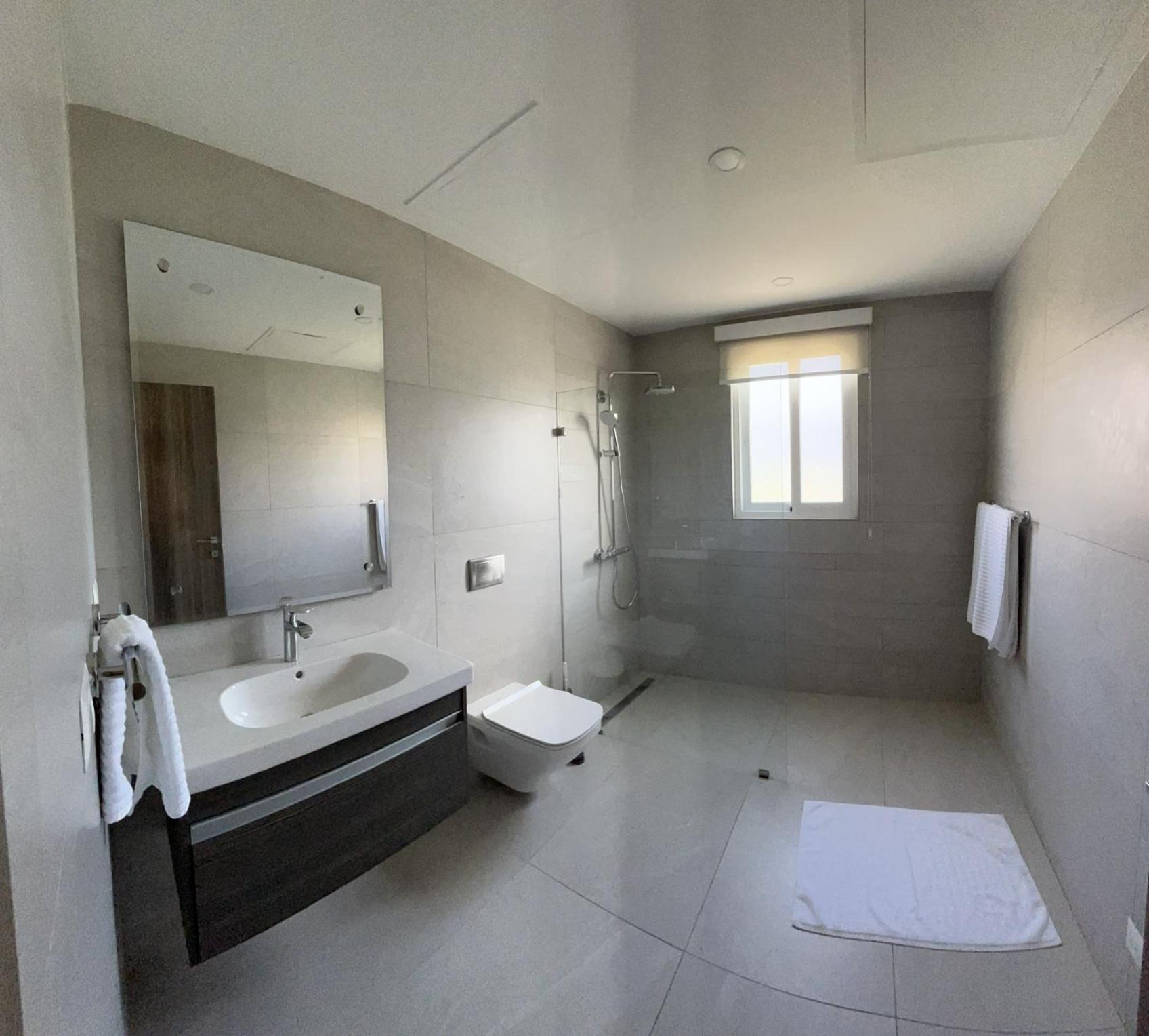 Amazing 3 Bedroom With Ocean Views