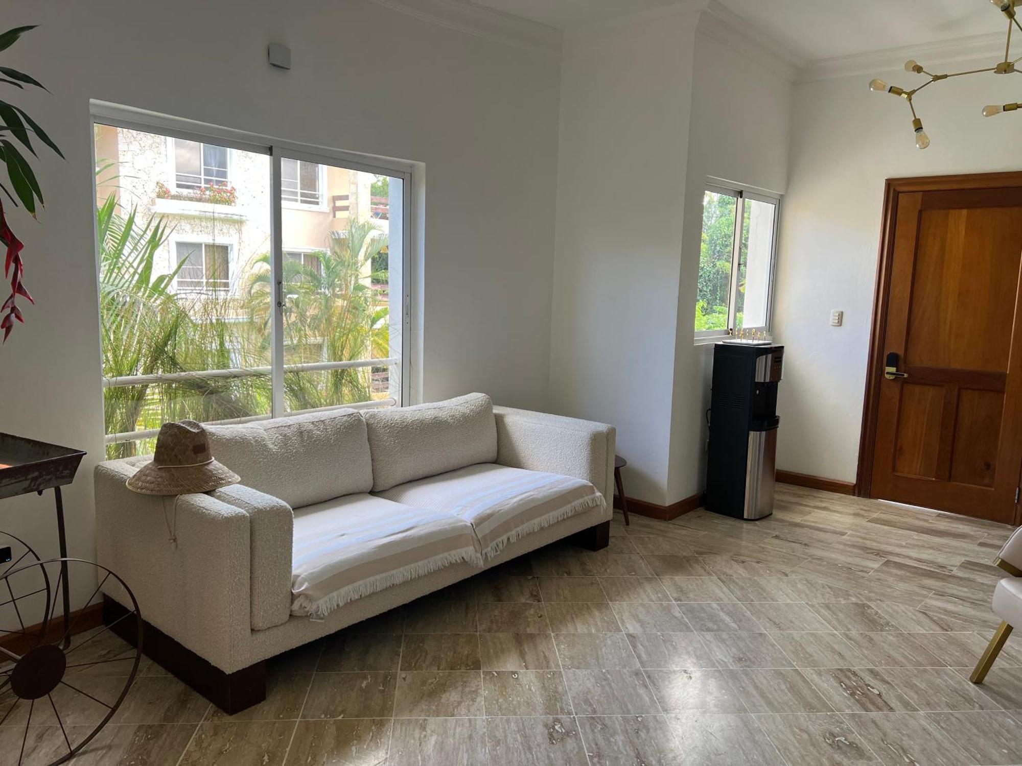 Privatunterkunft Suite, Pool And