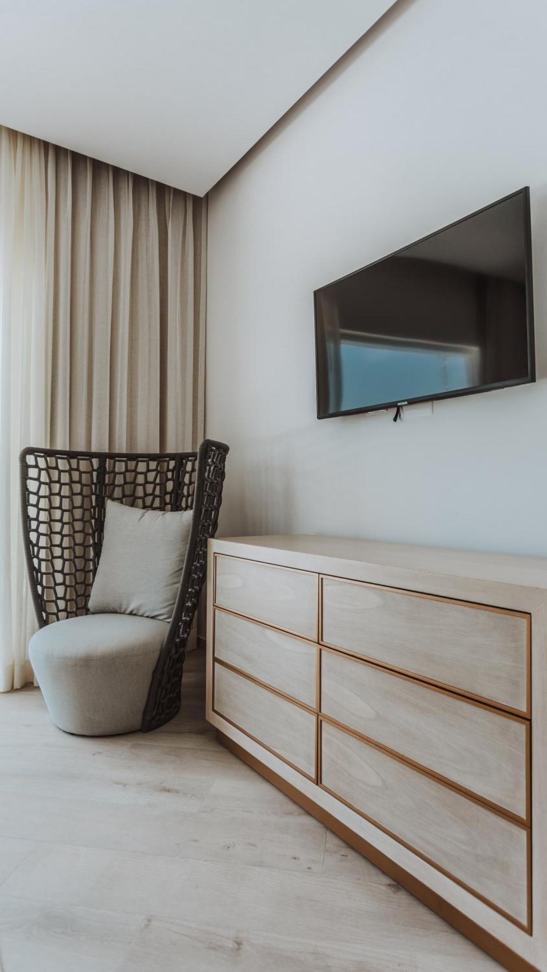 Amazing 3 Bedroom With Ocean Views * Punta Cana
