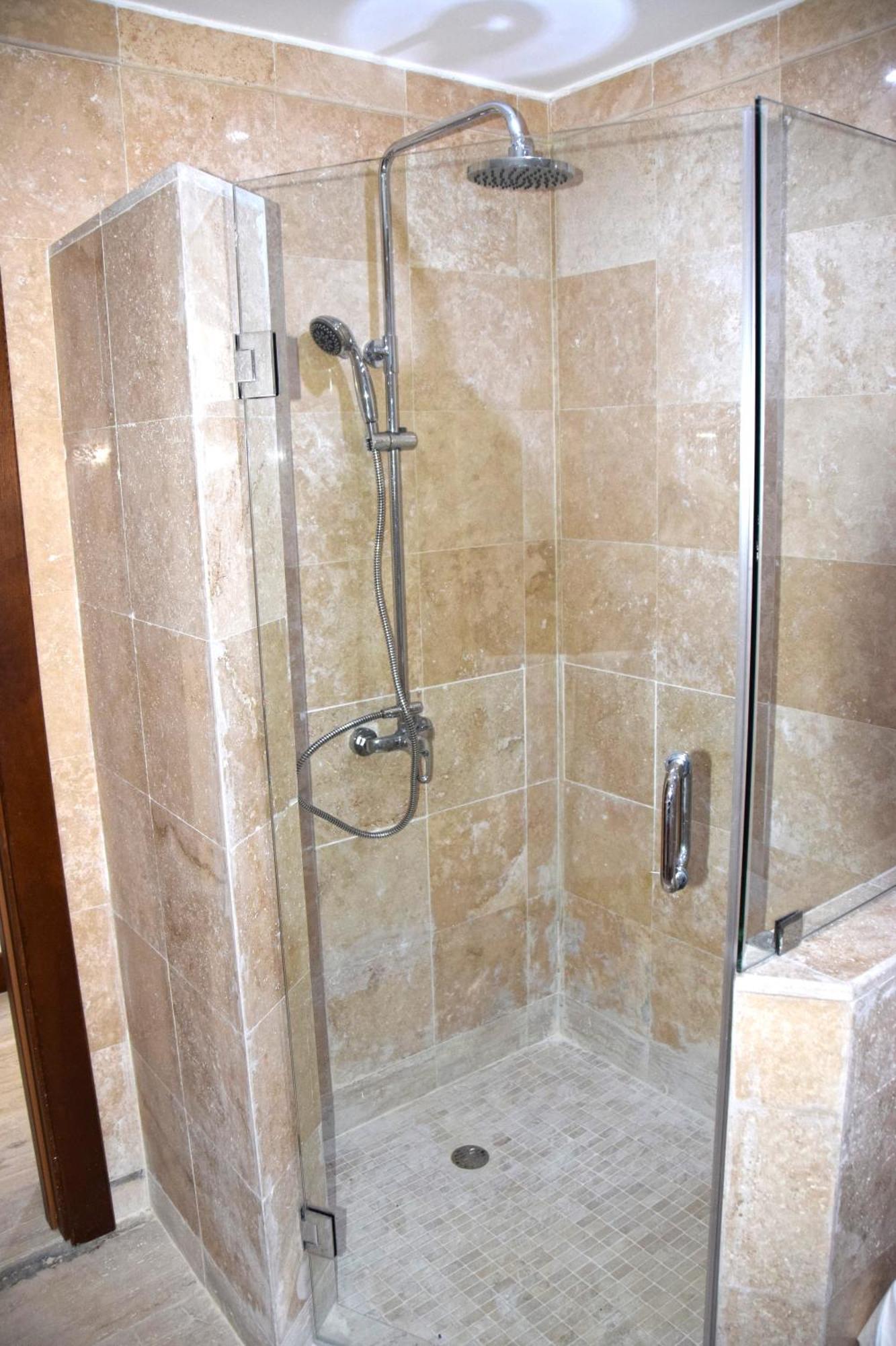 Hotel Sunset World Suites 4*