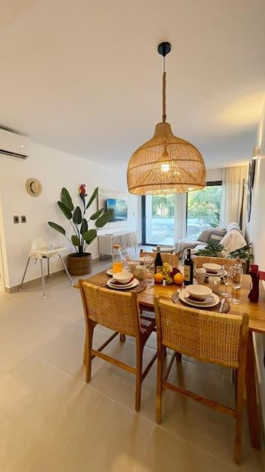 Tropical Deluxe 2 Bedroom Unit With Jacuzzi Apartment