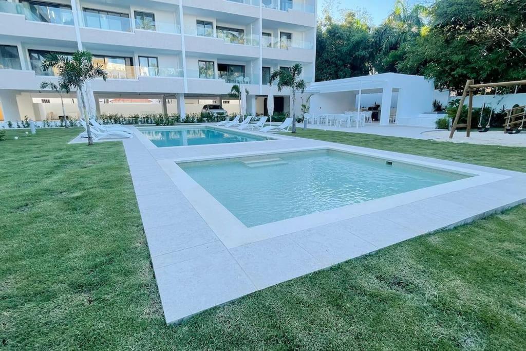 Tropical Deluxe 2 Bedroom Unit With Jacuzzi Apartment