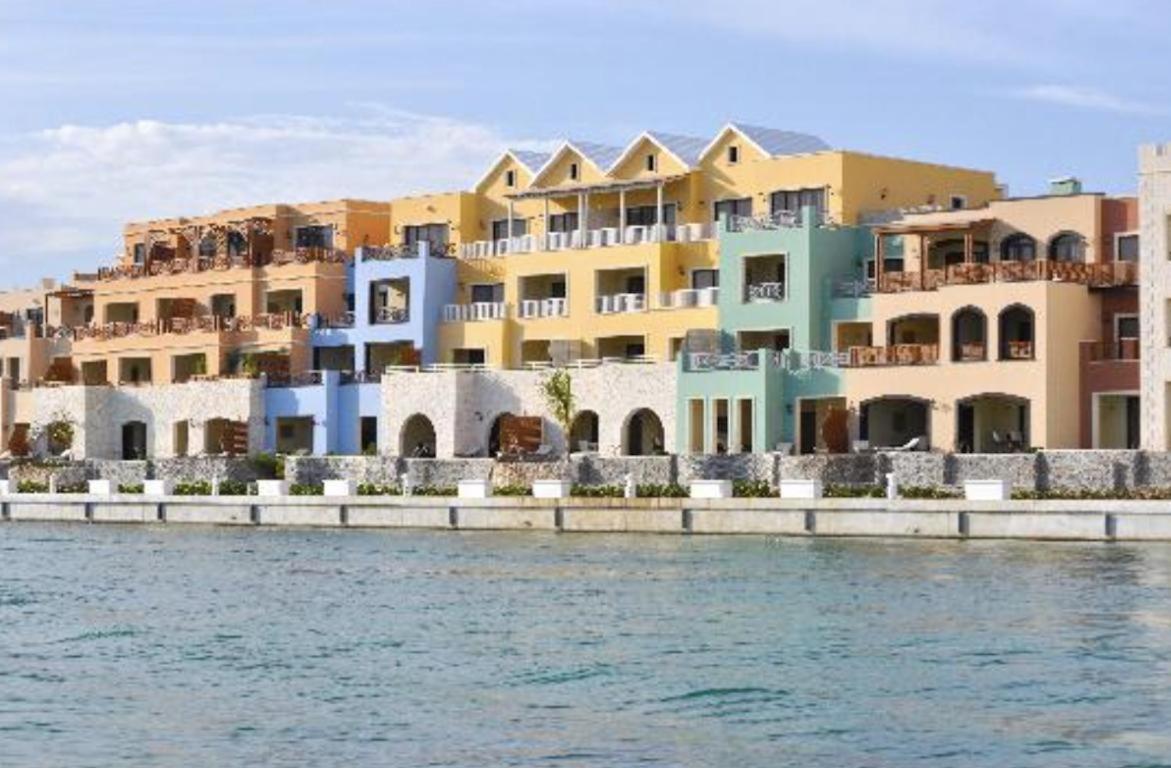Beachfront Luxury Pent-house At Aquamarina Capcana Apartamento Punta Cana