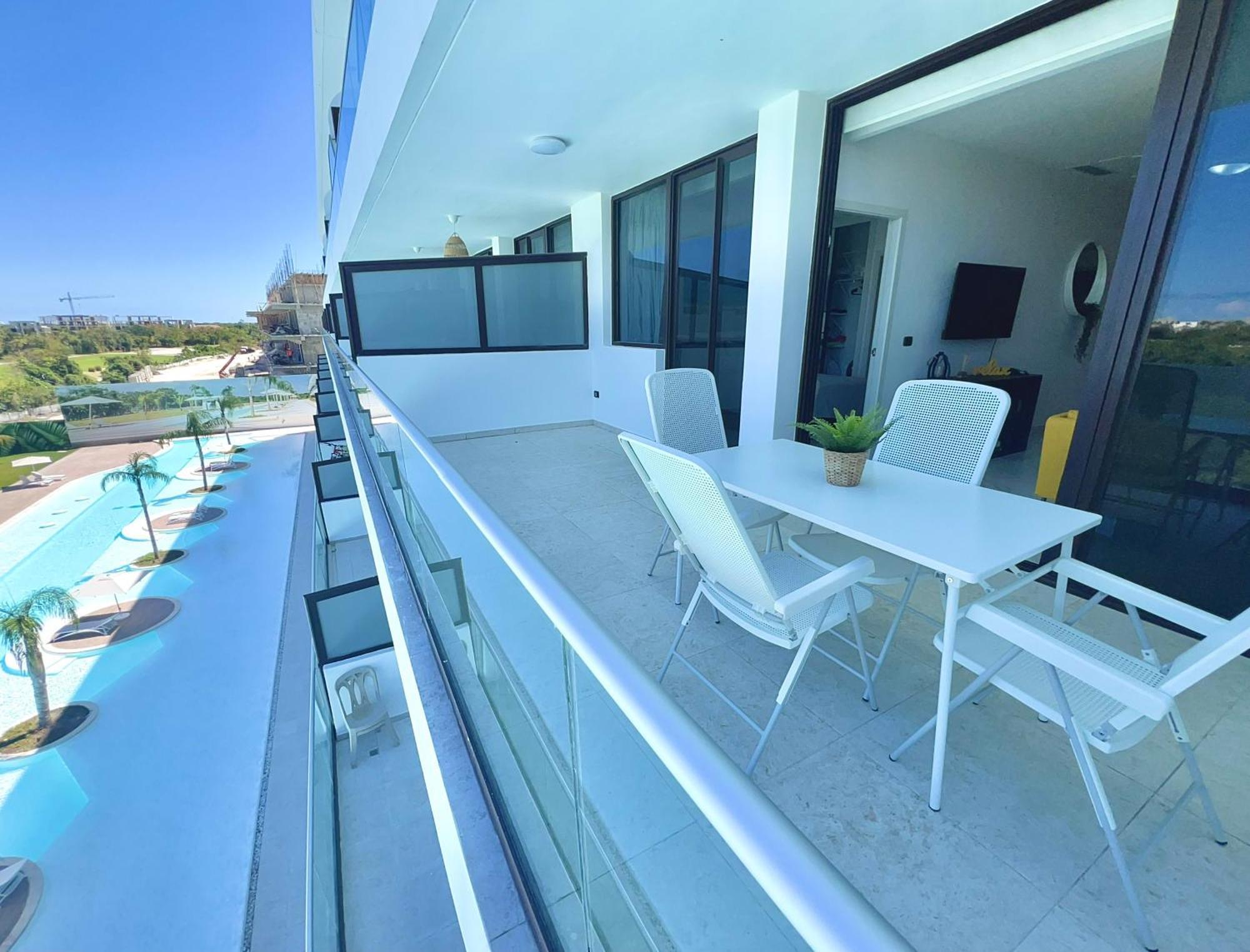 Cana Rock Condos, Lujo Vista Golf
