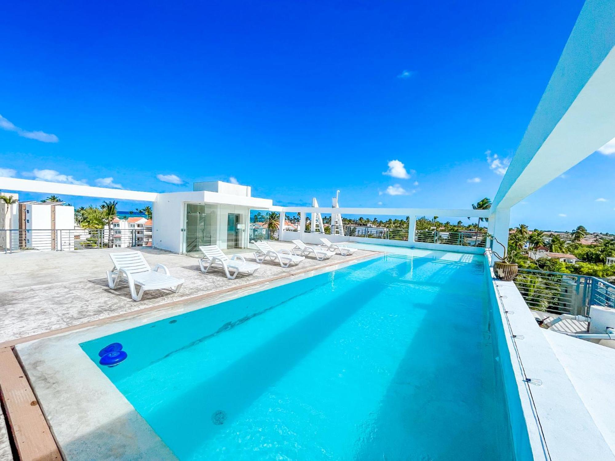 Ducassi Sol Karibe Tropicana Rooftop Pool Wifi Beach & Spa Hotel