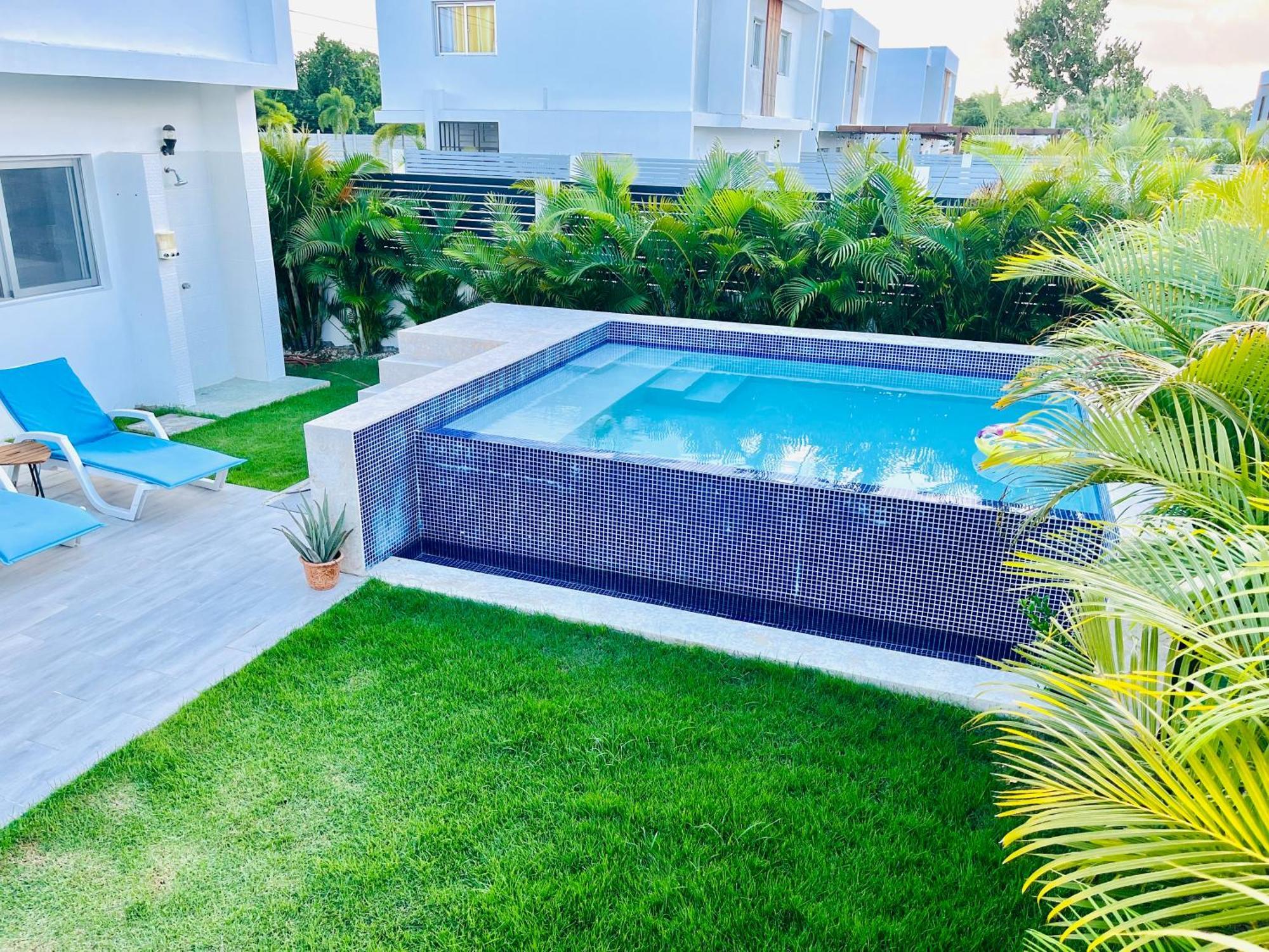 Villa Familiar Pc-private Pool, Bbq, 15 Mnts From Airport