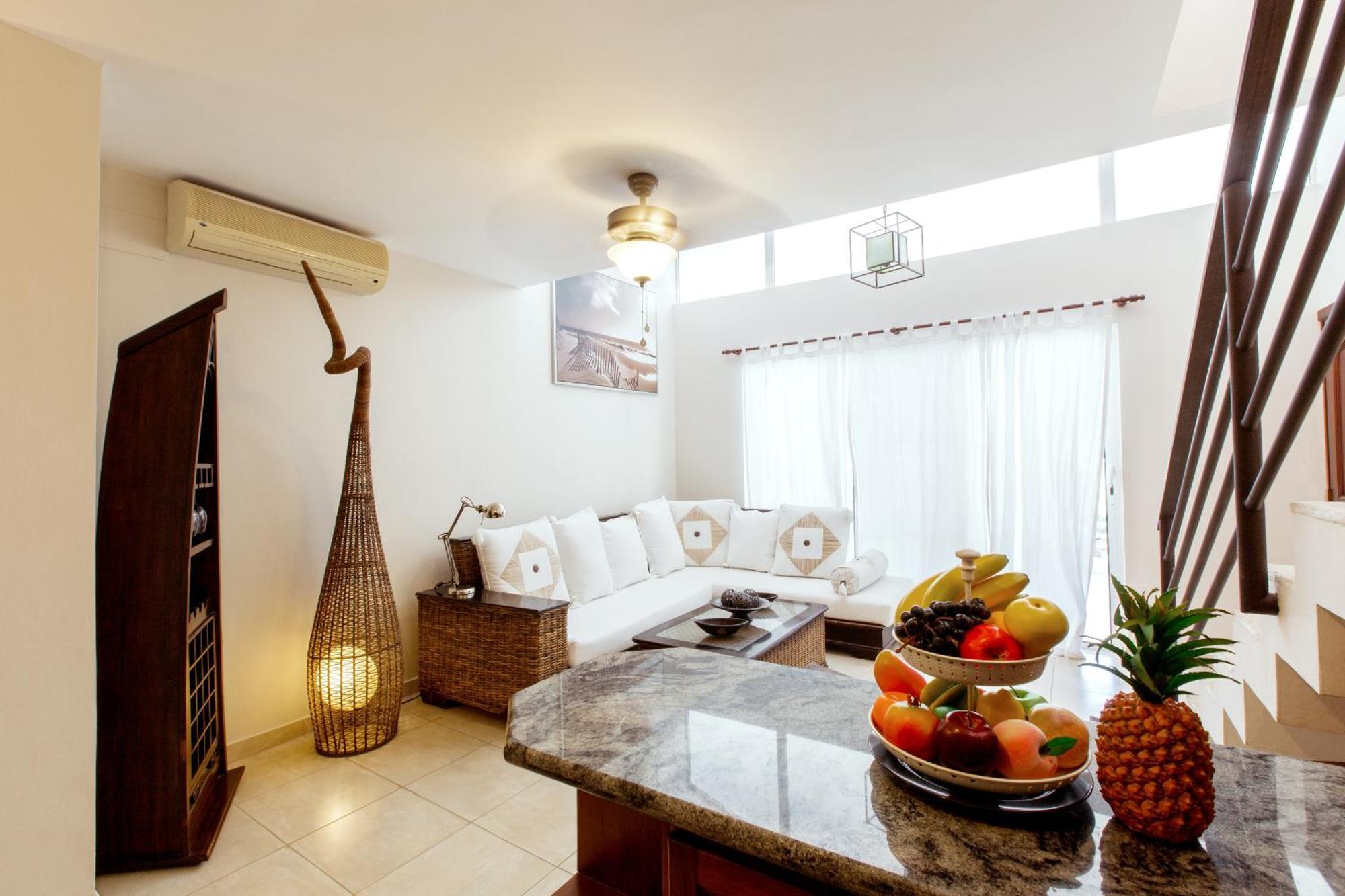 Aventura Village Corales And 5*
