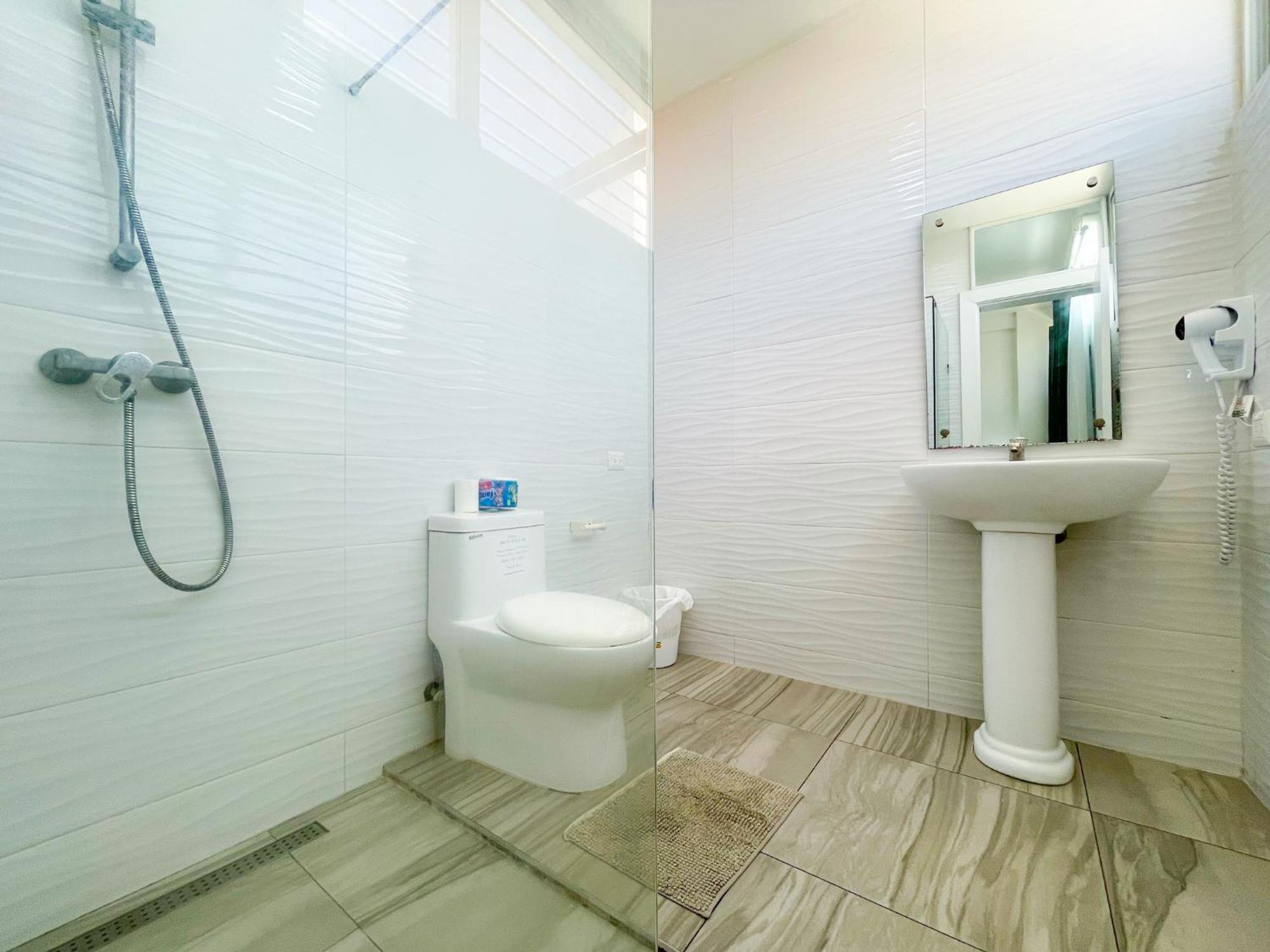 Hotel Rooftop Pool Ducassi Tropicana Studio Suites Deluxe Club &