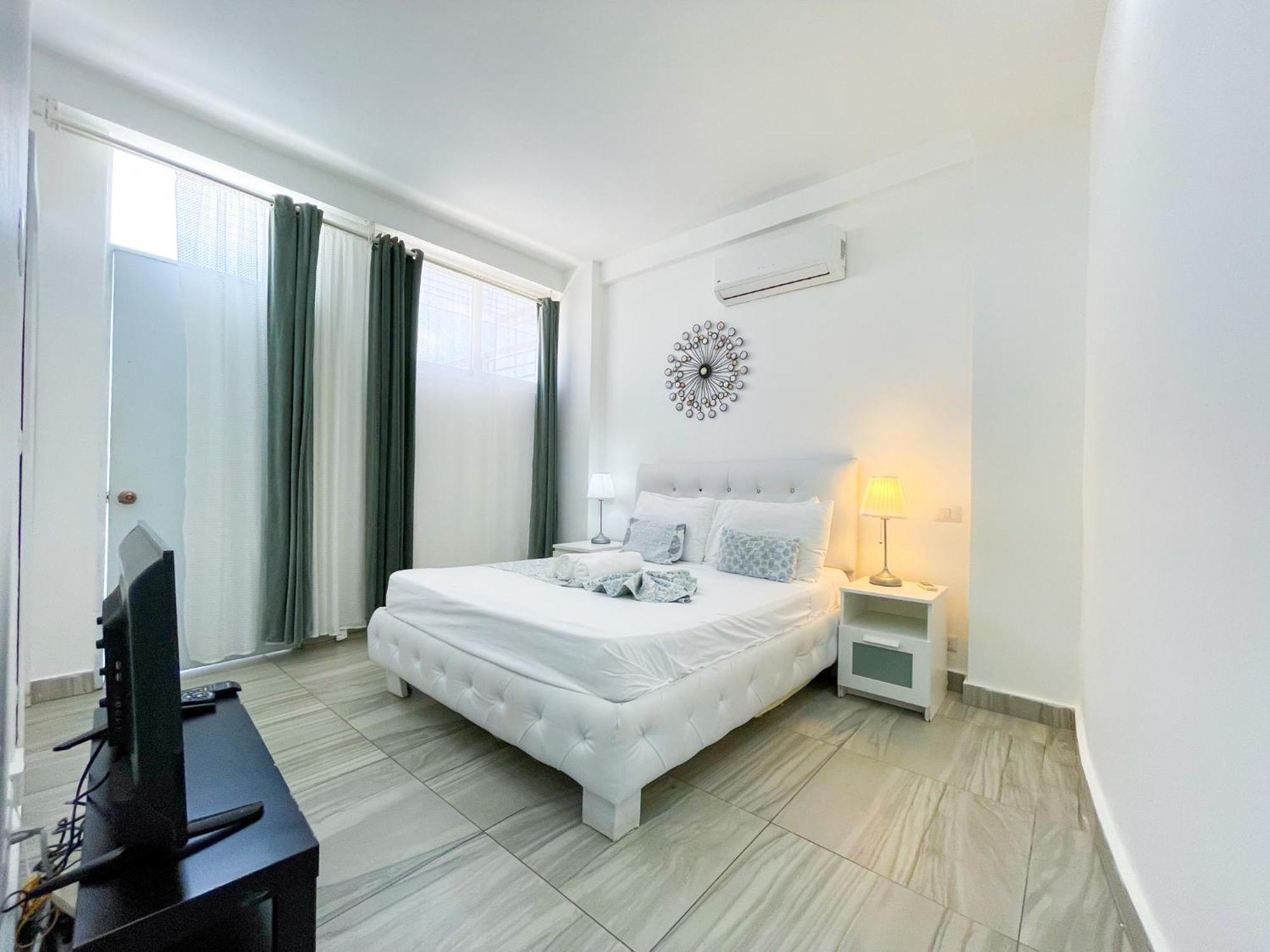 Hotel Rooftop Pool Ducassi Tropicana Studio Suites Deluxe Club & 5*