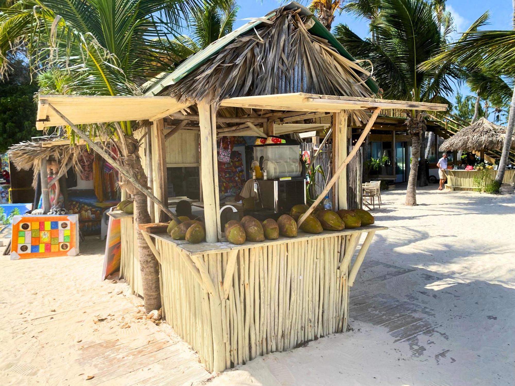 Caraibico Club & Pool Hotel