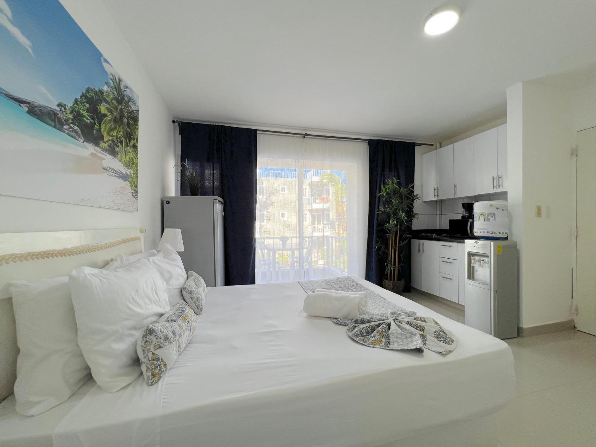 Sol Caribe Suites - Playa Corales - Club, Wifi, Swimming Pool Punta Cana