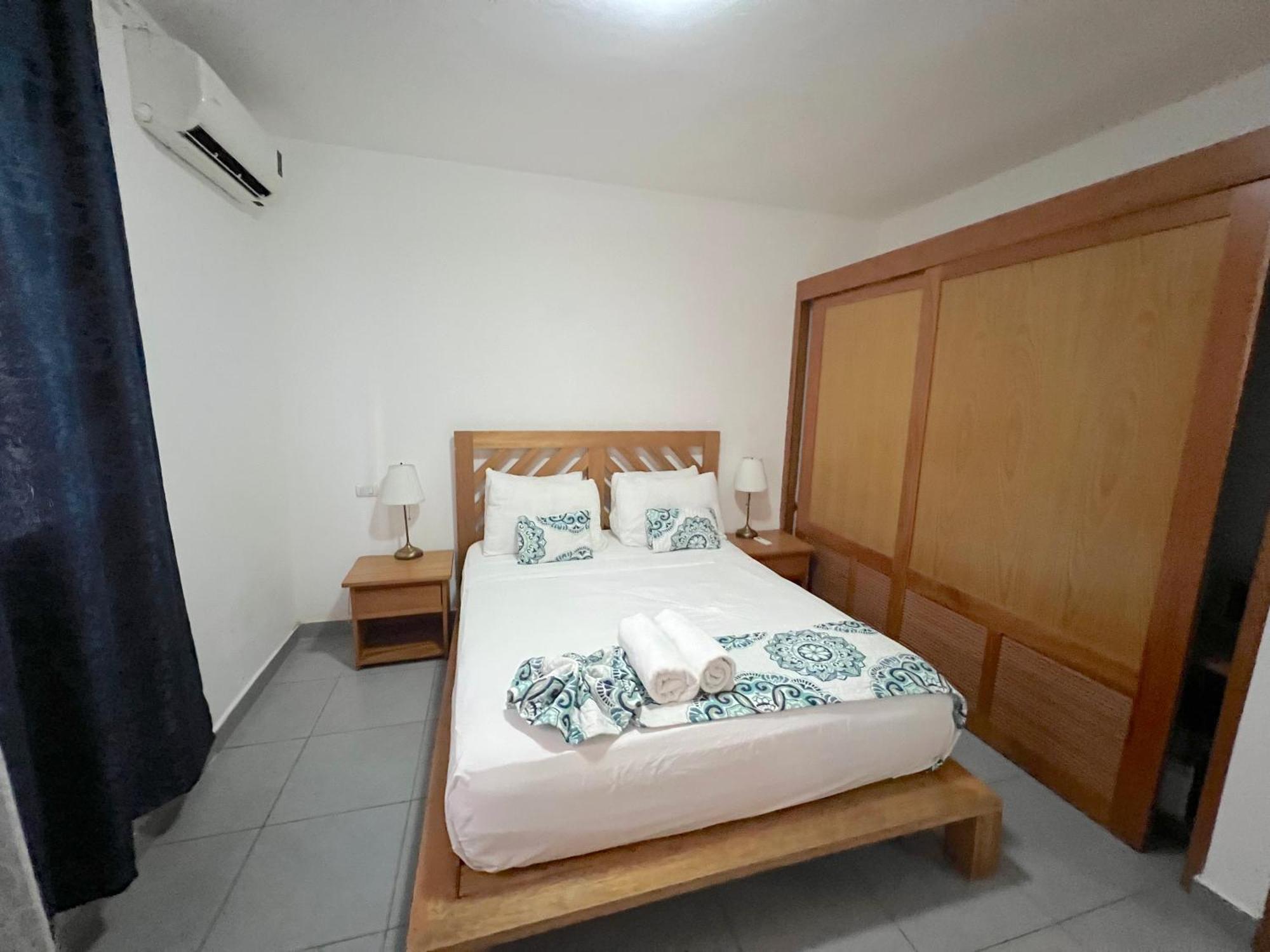 Sol Caribe Suites - Playa Corales - Club, Wifi, Swimming Pool Hotel