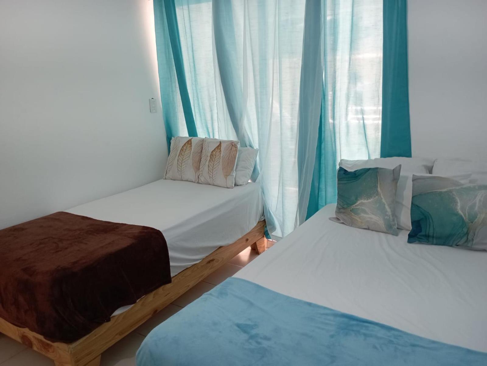 Hostal Palmas De Guest house