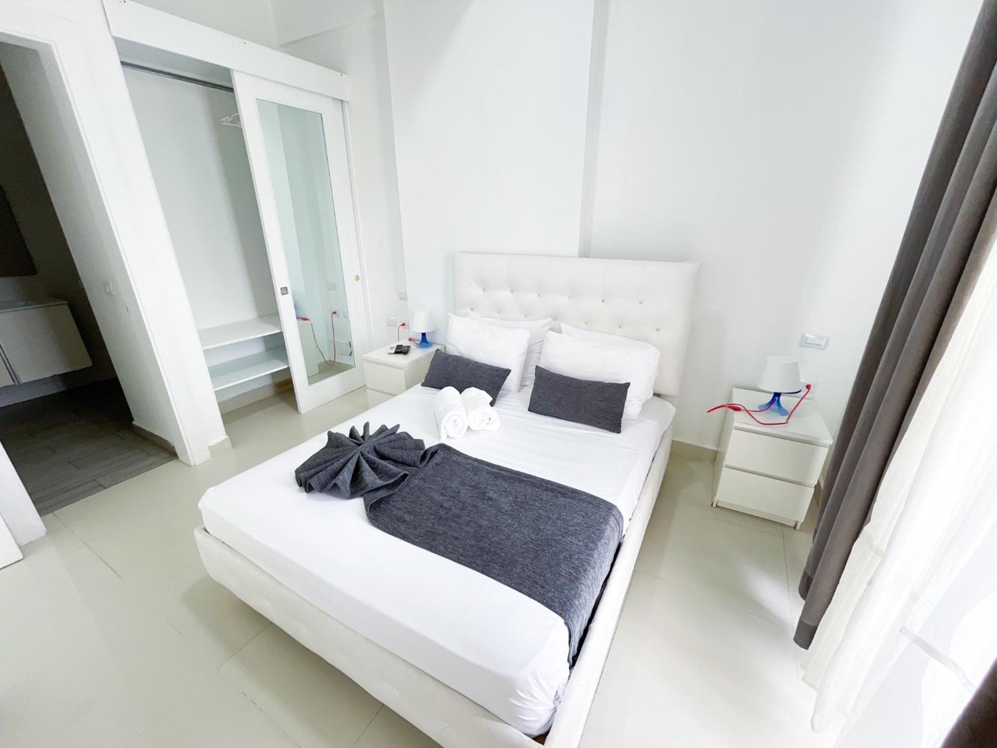 Ducassi & Beach - Playa Bavaro - Wifi - Parking - Rooftop Pool & Spa  Punta Cana