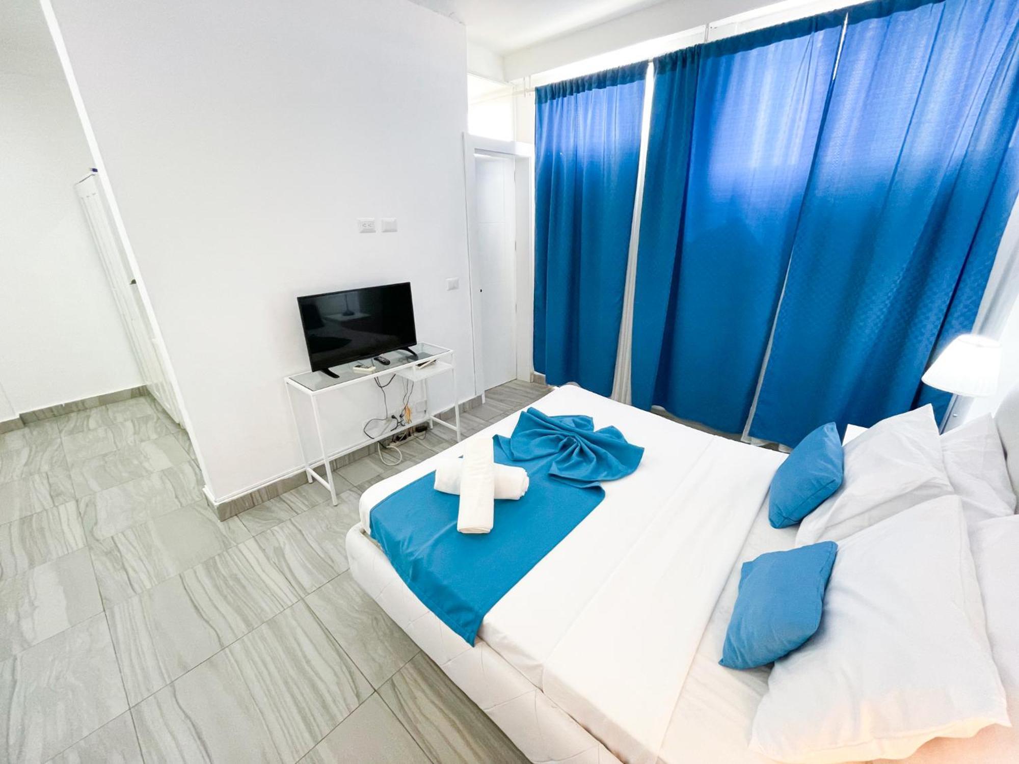 Ducassi & Beach - Playa Bavaro - Wifi - Parking - Rooftop Pool & Spa  *