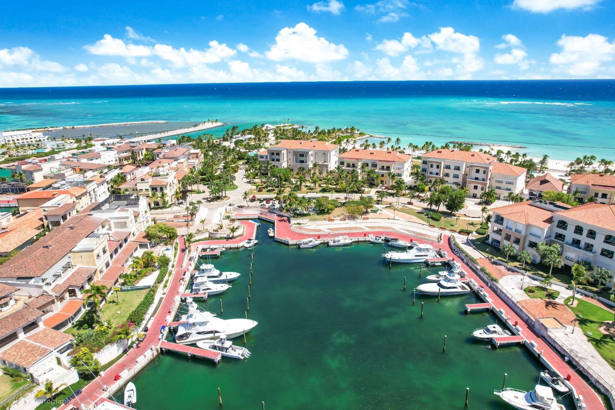 Aqm Beachfront Paradise! 3bdr At Api Beach, Cap Cana