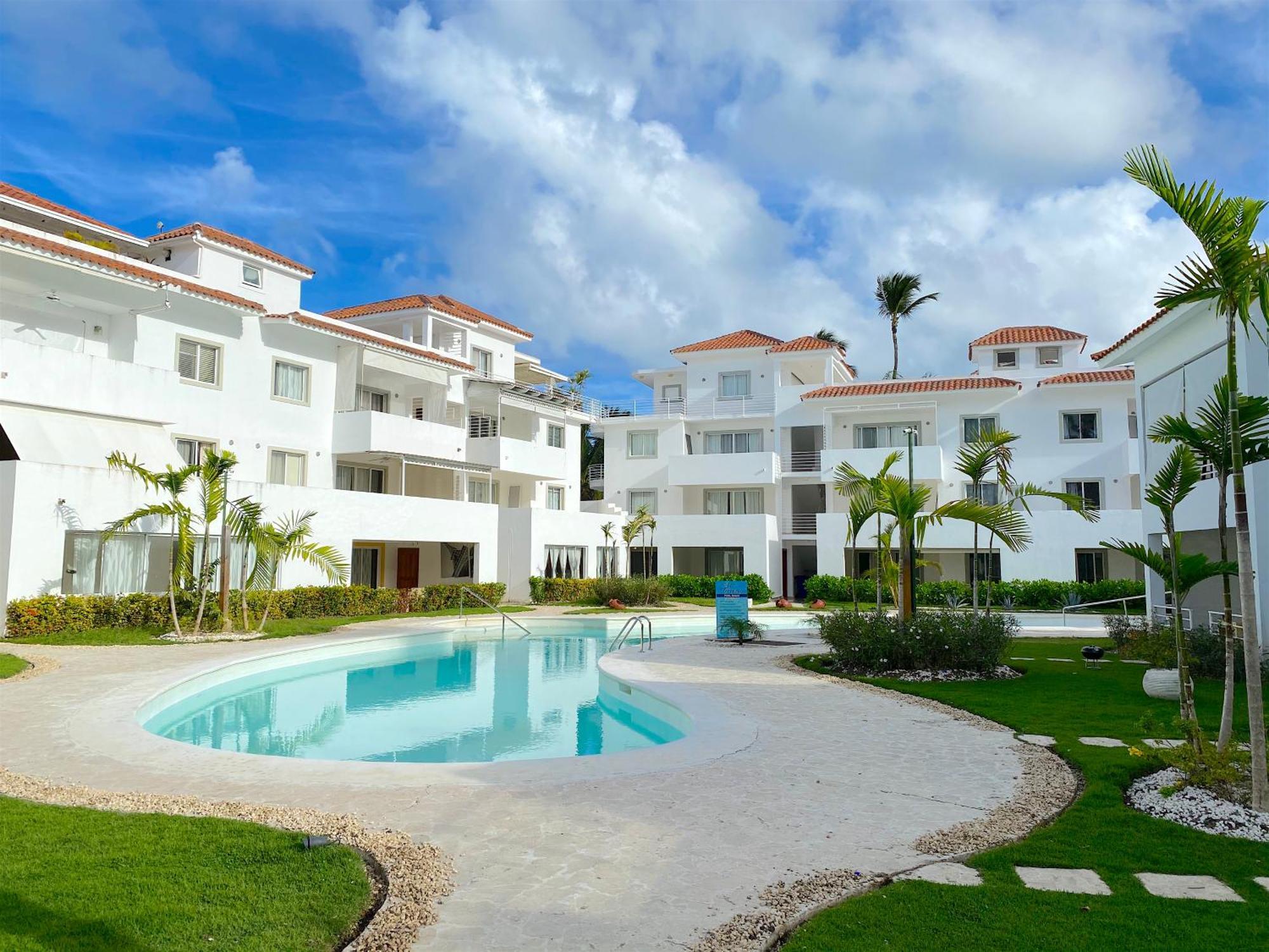 Deluxe Bavaro Beach & Spa - Best Price For Long Term Vacation Hotel