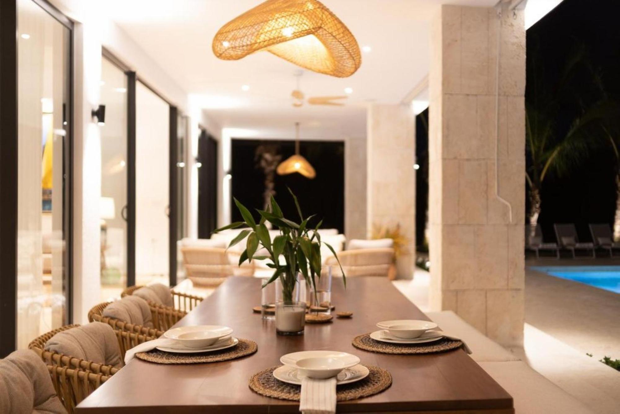 Located In One Of The Exclusive Areas Apartment